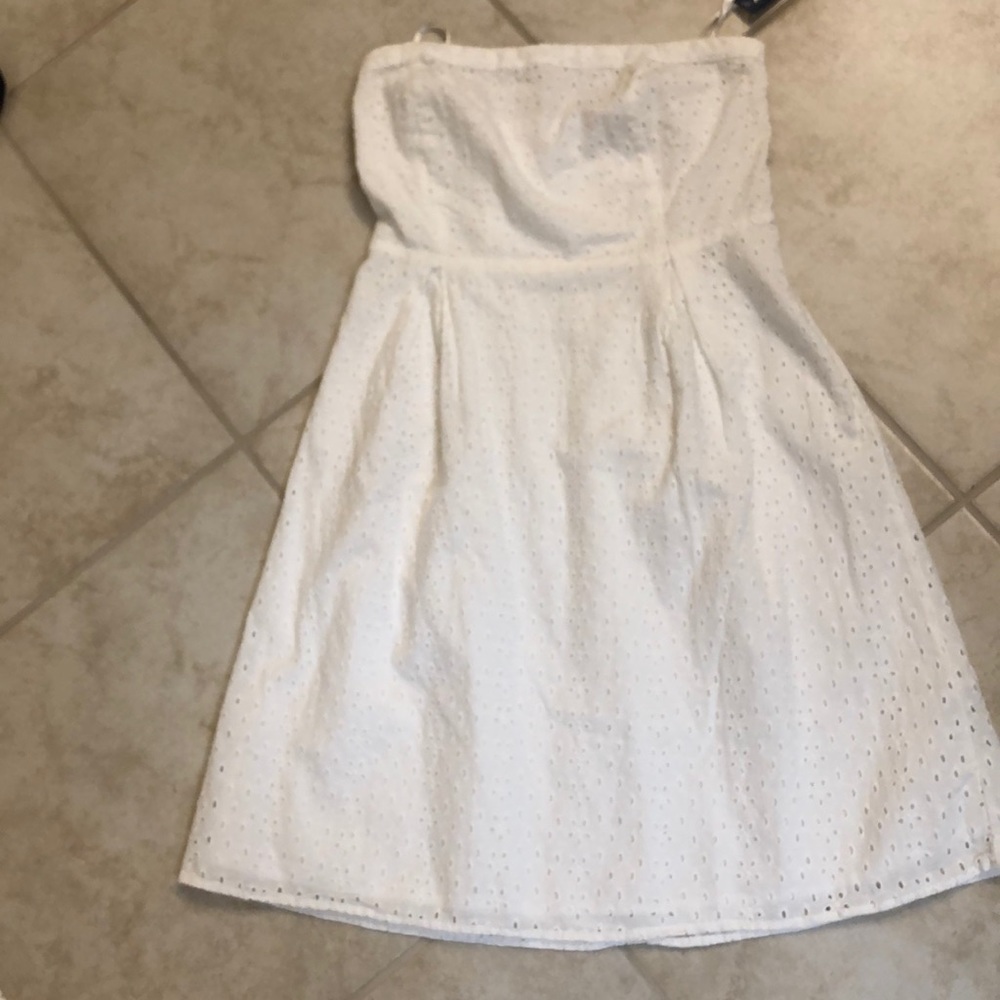 White Old Navy Dress NWT 👗